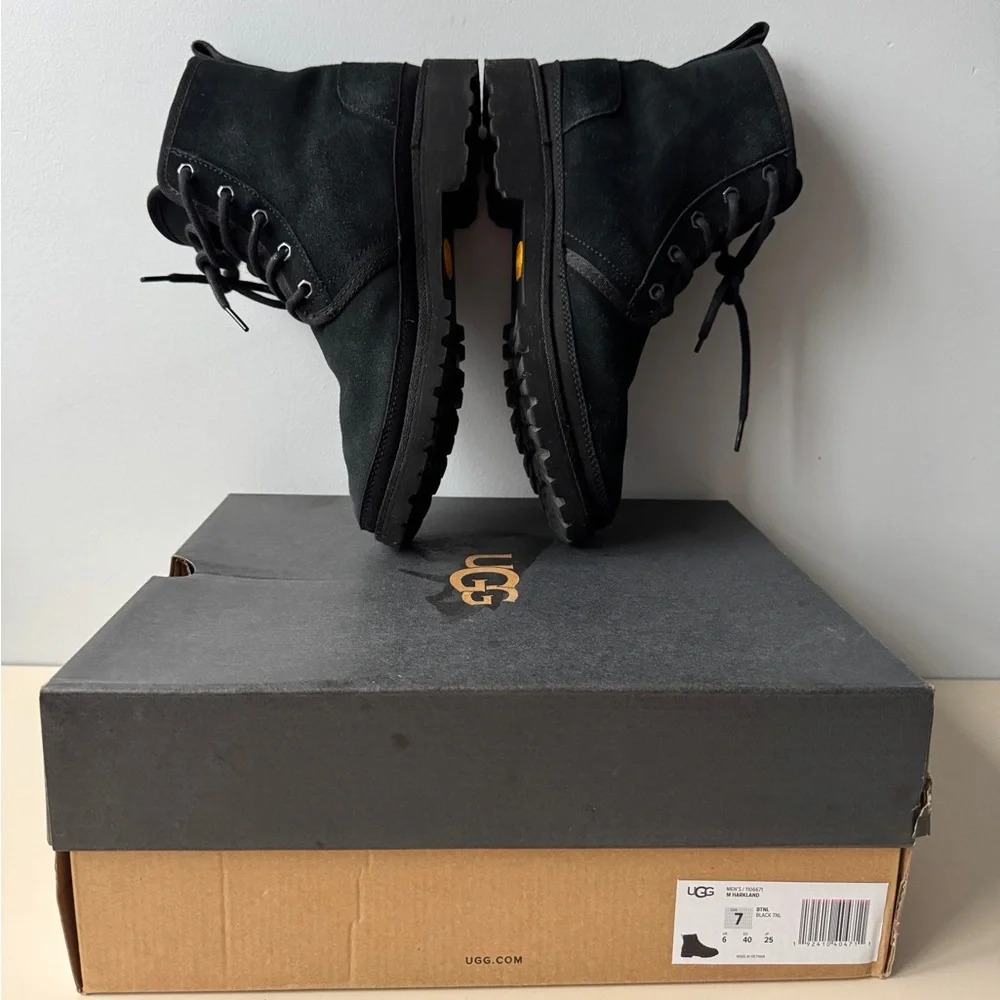 UGG Men’s Harkland Boots Size 7